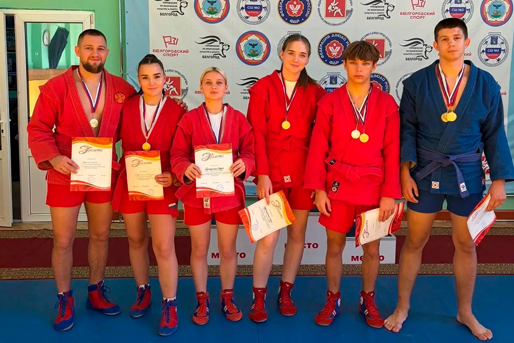 Самбисты НИУ «БелГУ» триумфально выступили на чемпионате и первенстве Белгородской области